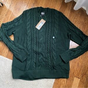 Green Eddie Bauer cable knit sweater